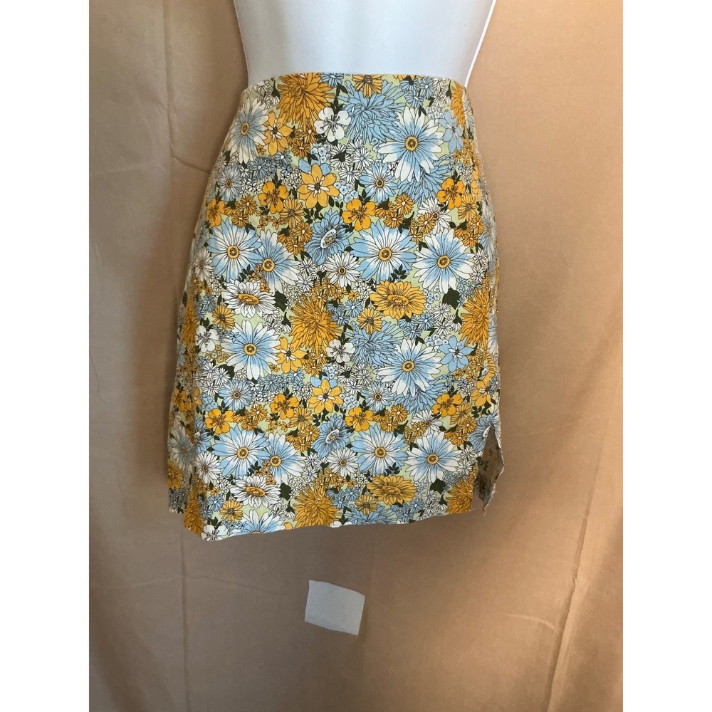 Urban Outfitters Floral Mini Skirt Womens Large Blue Yellow Excellent Linen Slit